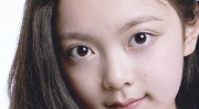 戴眼镜的卖玉小姐姐是谁,揭秘戴眼镜卖玉小姐姐的神秘魅力