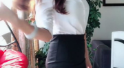 丝袜av人妻系列制服丝袜剧情